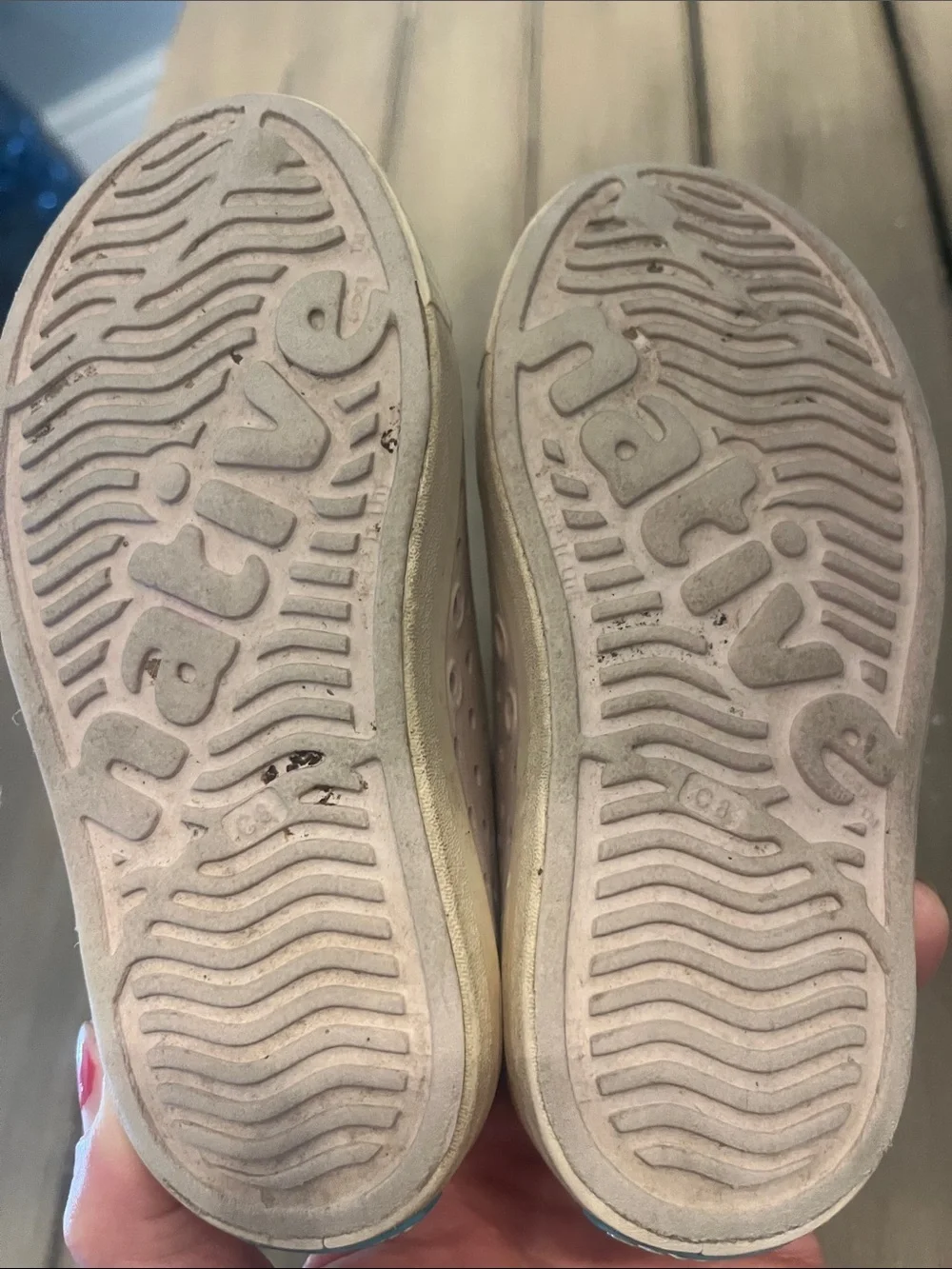 Native Kids Slip-On Water Shoes in Pale Pink